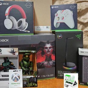 NEW! Starfield Wrap & Xbox SeriesX  Bundle Game Console